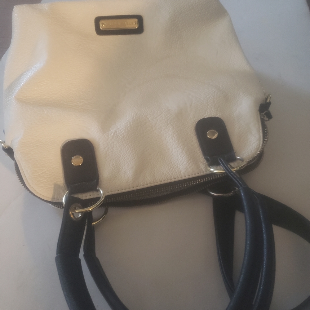 Ladies Steve Madden shoulder bag